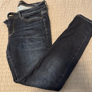 Judy Blue EUC jeans